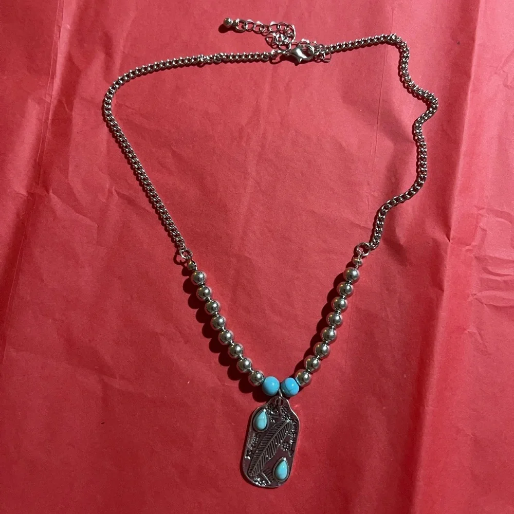 Silver and Turquoise Beaded Necklace - Picture 3 of 4